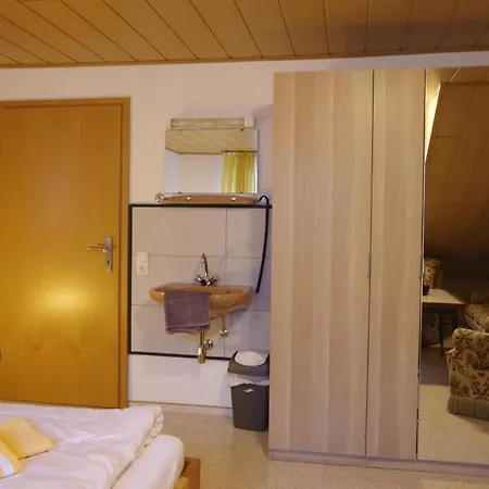 Privat-pension-doemens Guest house Aachen